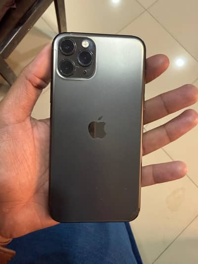 iPhone 11 Pro 256GB PTA Approved – New Condition – Urgent Sale