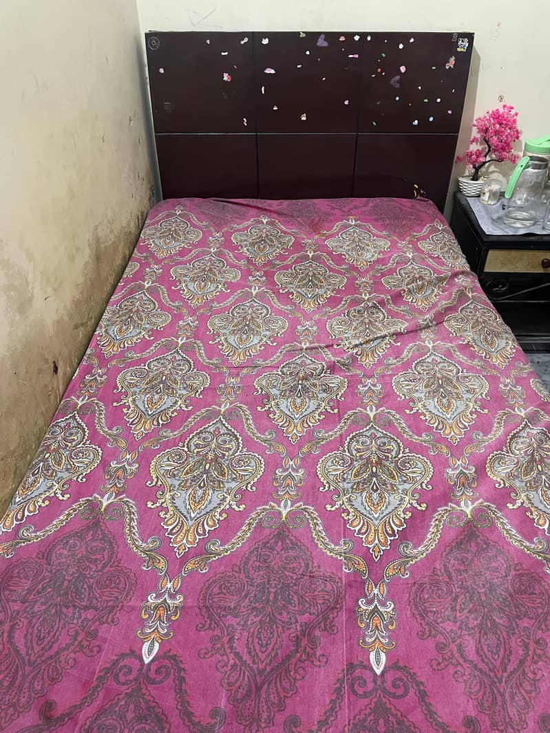 Single Bed with spring Mattress 0