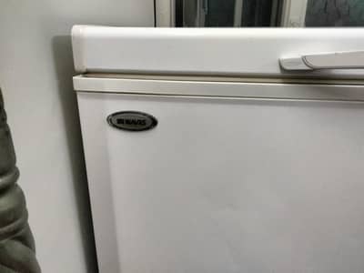 waves model 210 cf  10 cubic  single door