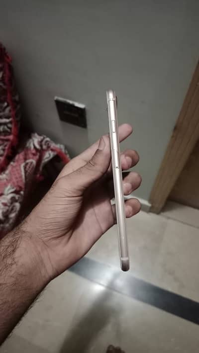 I phone 8 puls non pta back camre off