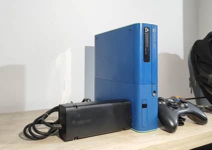 Xbox 360 Ultra Slim 120GB Blue Color limited edition Jailbreak