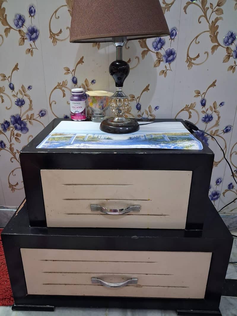 Complete Bed Set without Mattress 2