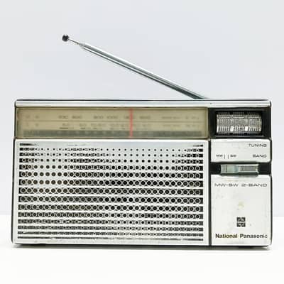 Vintage 1980s National Panasonic R-218R MW/SW Radio | Made in Taiwan