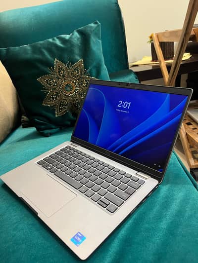 Dell Latitude 5320 2 in 1 i7 11th Gen