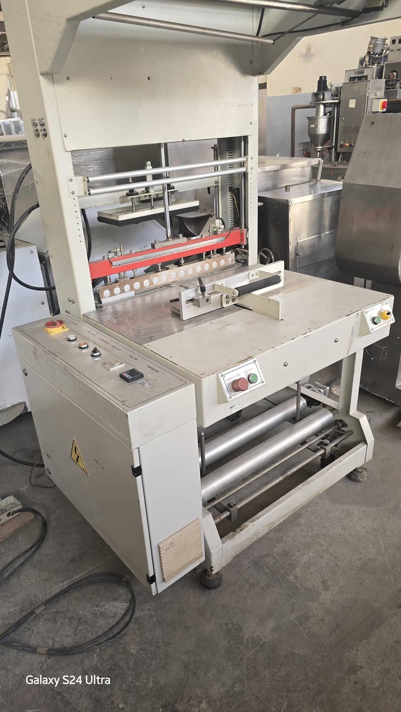 Shrink Tunnel Machine – Packaging & Wrapping Solution 15