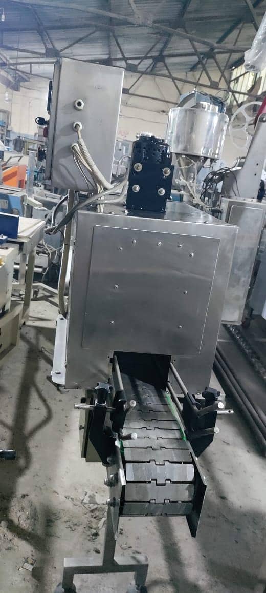 Shrink Tunnel Machine – Packaging & Wrapping Solution 18