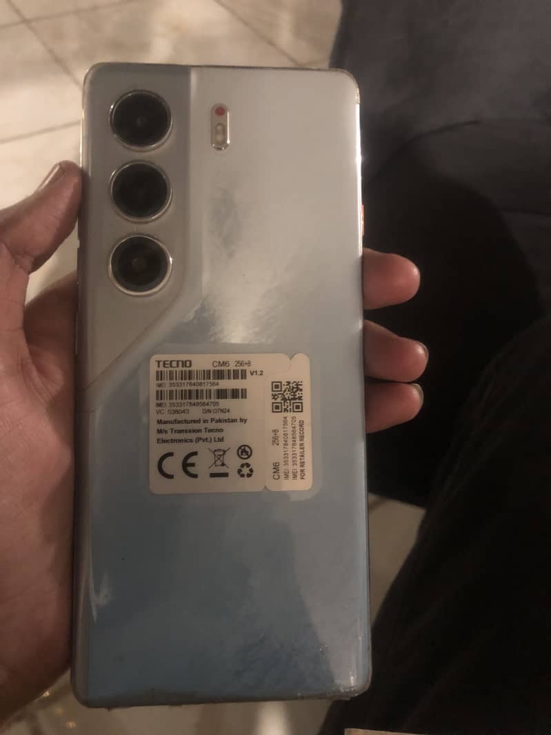 Techno camon 40 pro 1