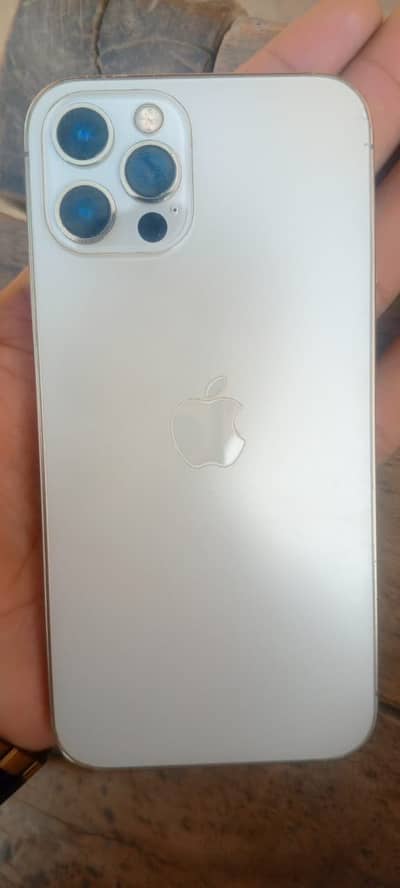 1Phone 12pro with box charger waterpack