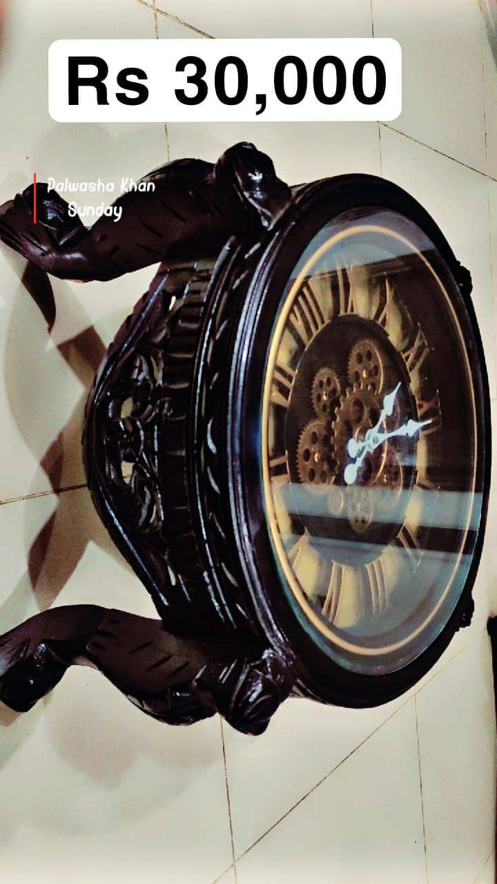 clock fitted table 0