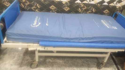 surgical patient bed/ icu bed /two crank manual bed