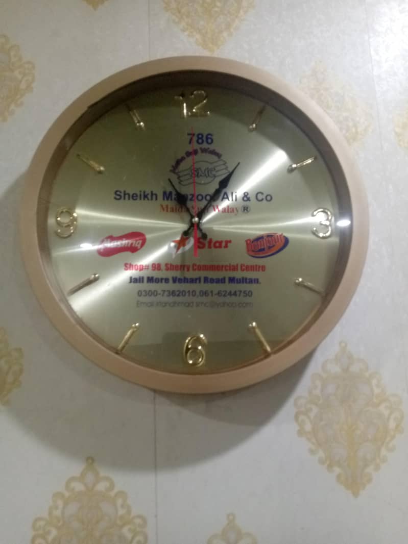 Stylish Wall Clocks 8