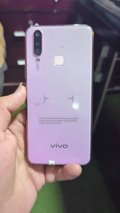 vivo y17