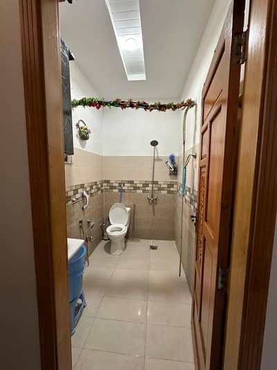 7 marla pine villa Double unit house for rent , d-17