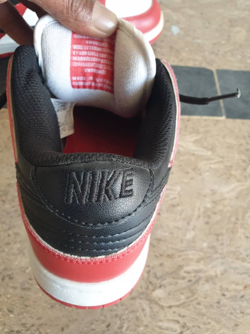 Nike Sneaker 3