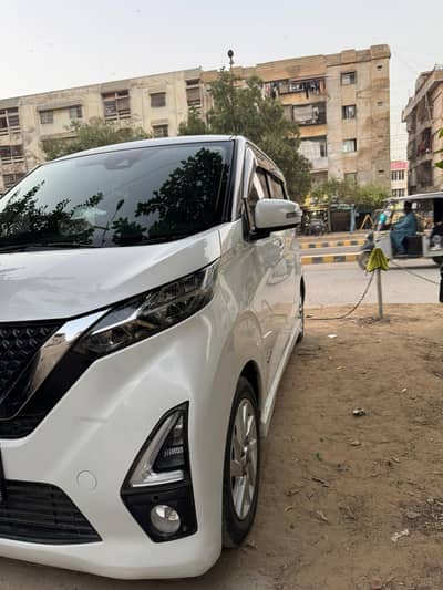 Nissan Dayz highway star 2020-2022