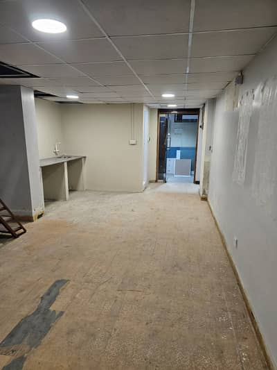 Sami furnished office for rent 1000sqft in shahar e Faisal.