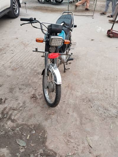 Exchange With Honda 125 23-24 Model