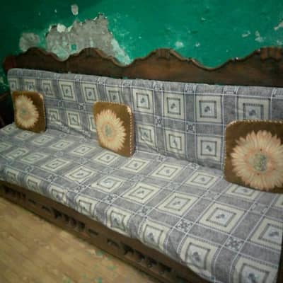 VIP wood only 4 seater sofa  for sale  call  03147129267
