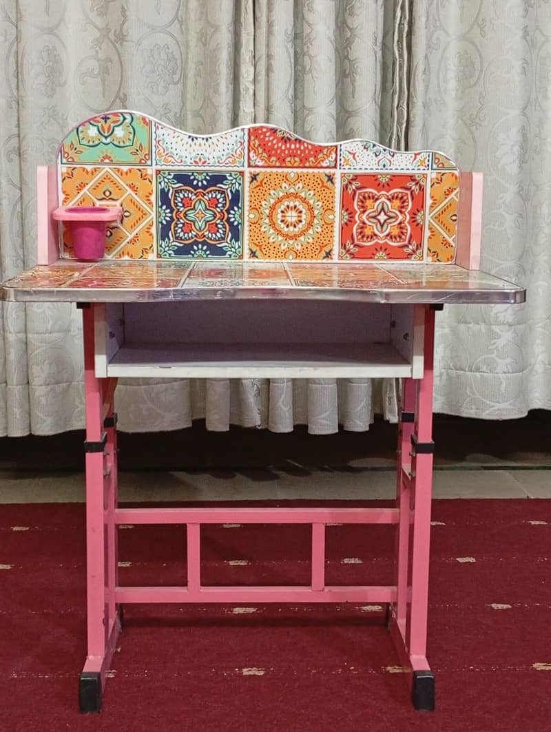 Study table for kids 0