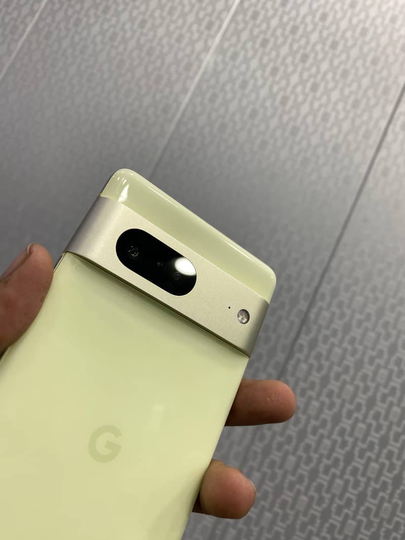 Google pixel 7 3