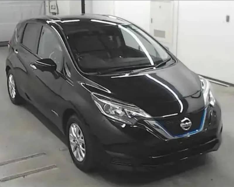 Nissan note e power new condition 0