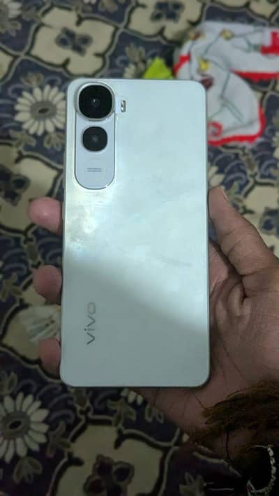 vivo y400