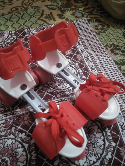 1 Day used Skating shoes,,in low price