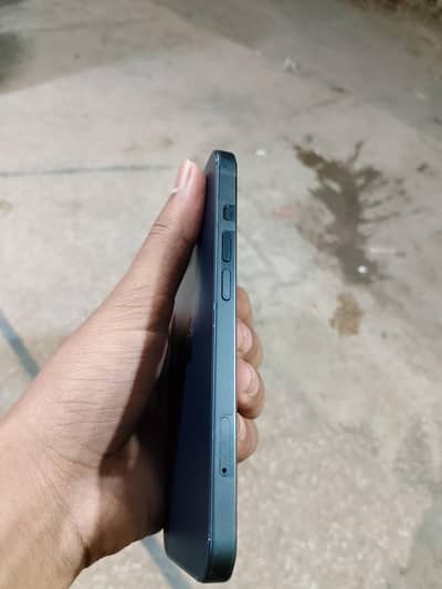 iphone 13 midnight color 10by9 condition