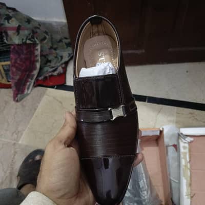 Shoes 1st step size 4  selling due to size issue.