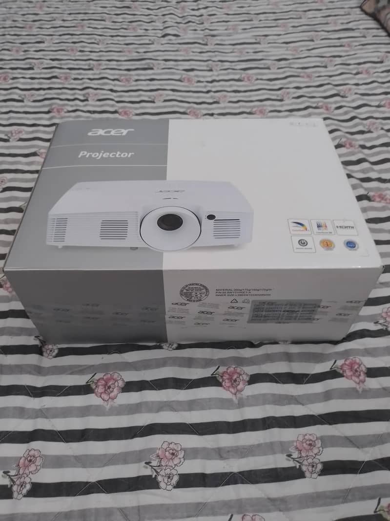 ACER PROJECTOR 2