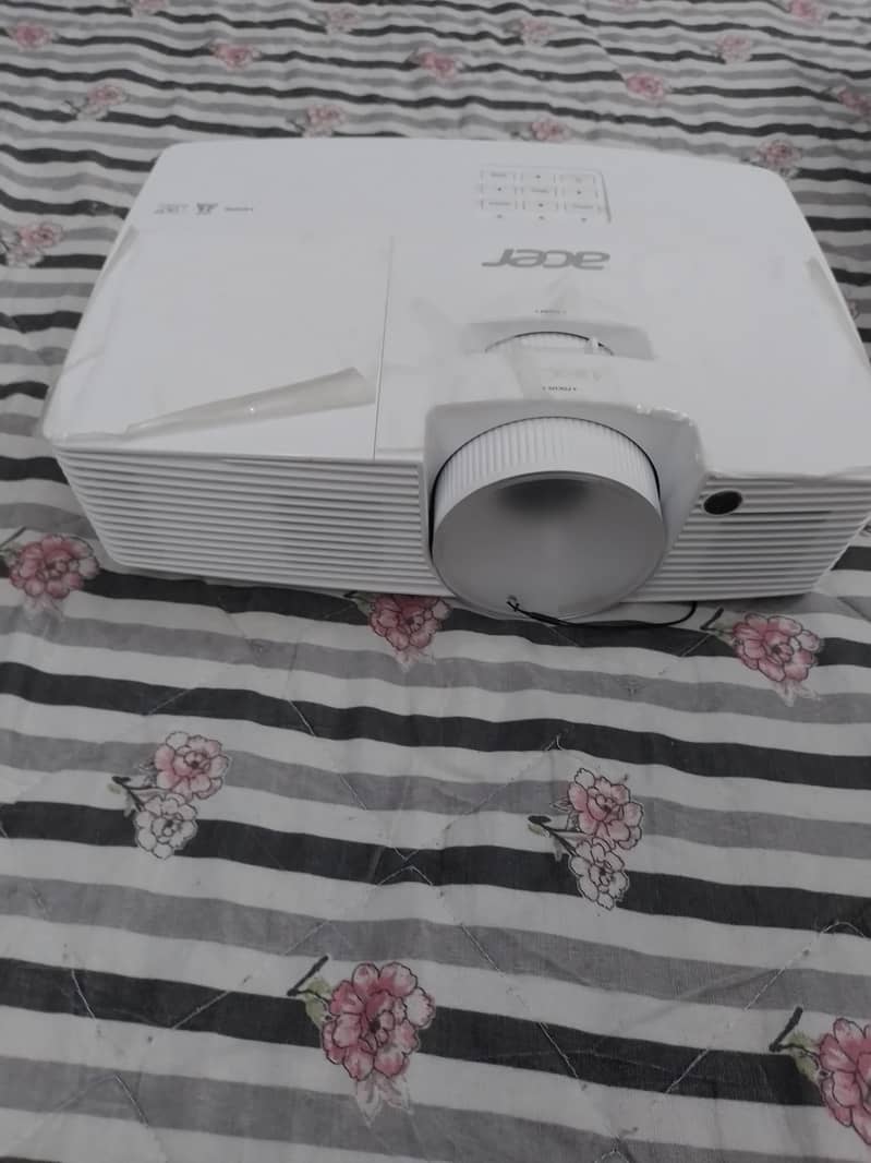 ACER PROJECTOR 3