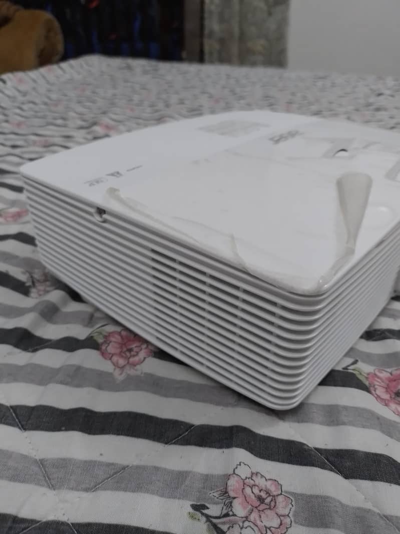 ACER PROJECTOR 6
