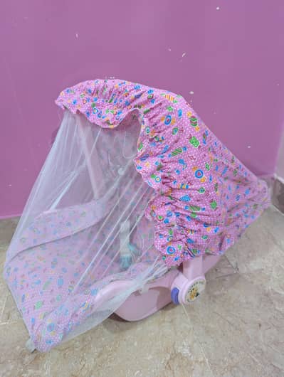 baby cot r bouncer