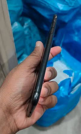 Apple iPhone 7 Plus 1