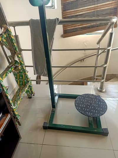 Tummy trimmer, waist trainer, metal