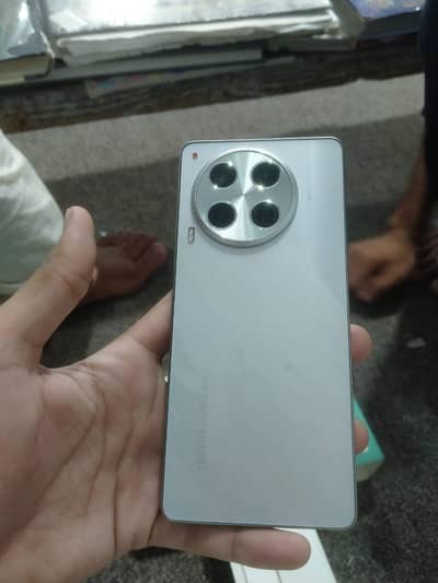 tecno camon 30 8/256 urgent sell