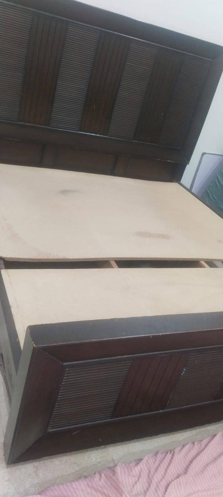 king-size bed with master moltyfoam 0