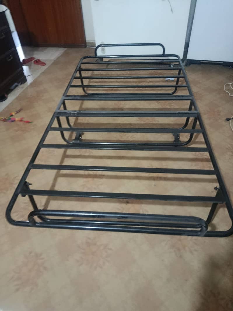 Folding bed without matress 2