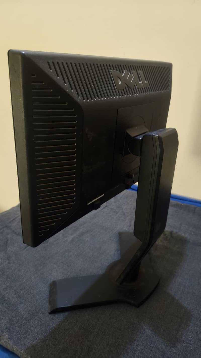 Dell LED 1