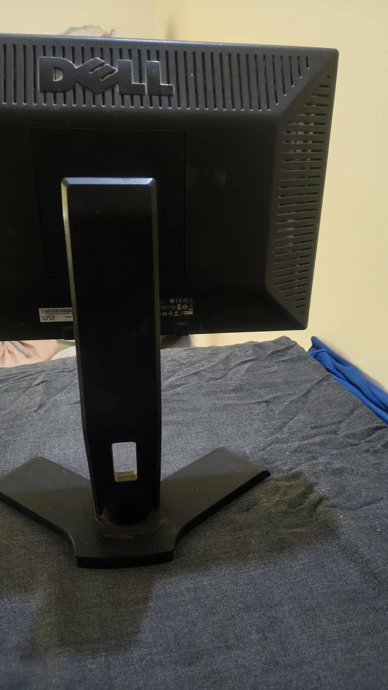 Dell LED 2