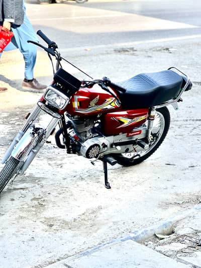 Honda CG 125 2025