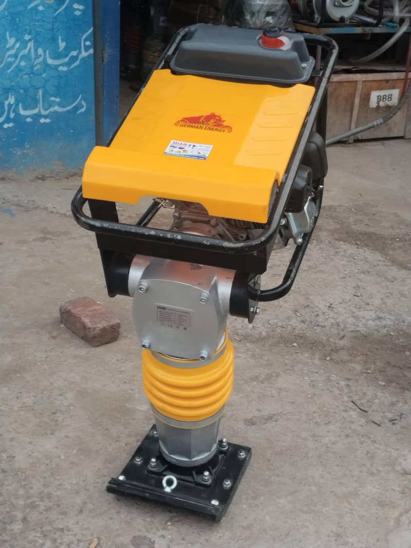 Remmar jumper Damosa compactor machine compaction tool's construction ...