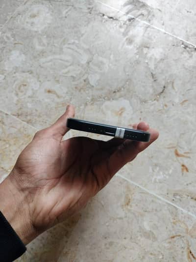 Apple iphone 15 for sale urgent