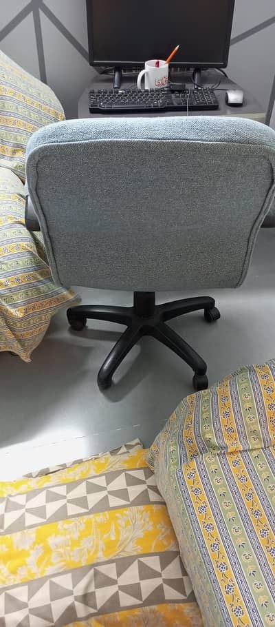 Office Chair For Sale. .  in Good Condition.
