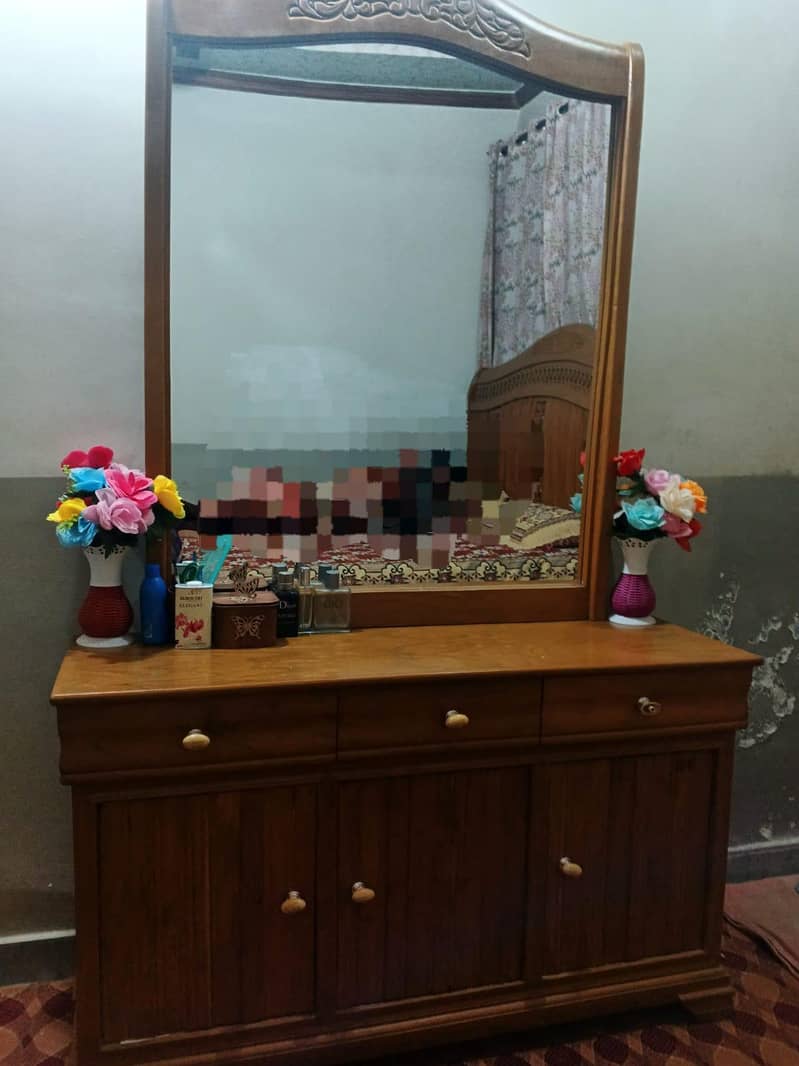 solid wooden bed set 1