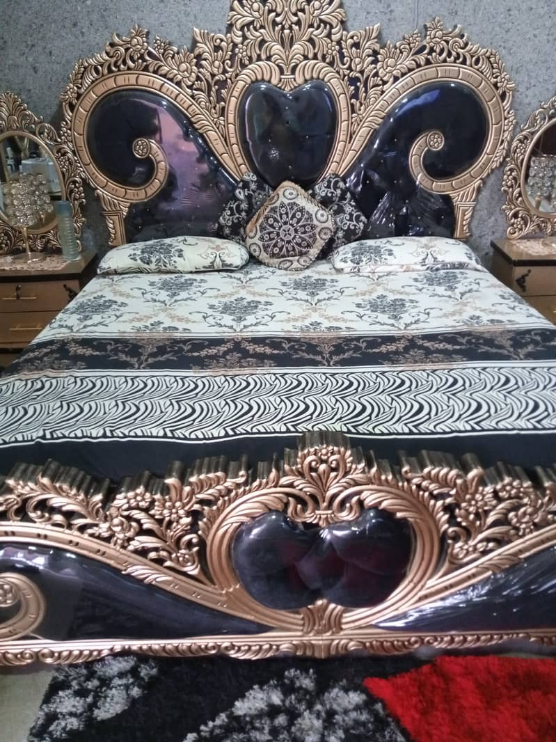Fancy double bed 5