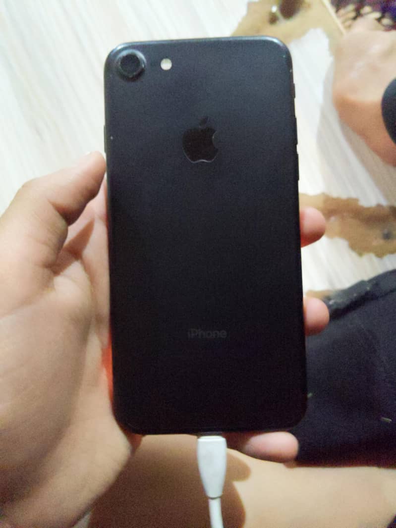 iPhone 7 1