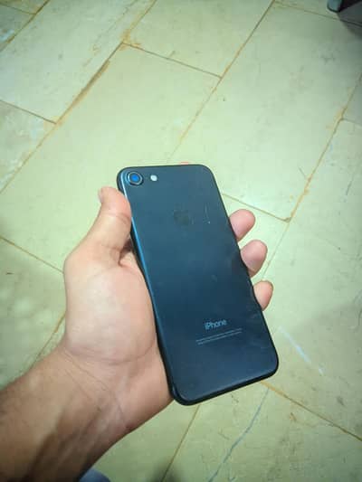 iphone 7 urgently sale