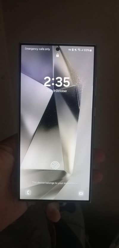 Samsung S24 Ultra, 12 gb RAM 512 gb ROM.