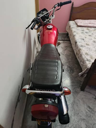 HONDA 125 2016 BRAND NEW BIKE.